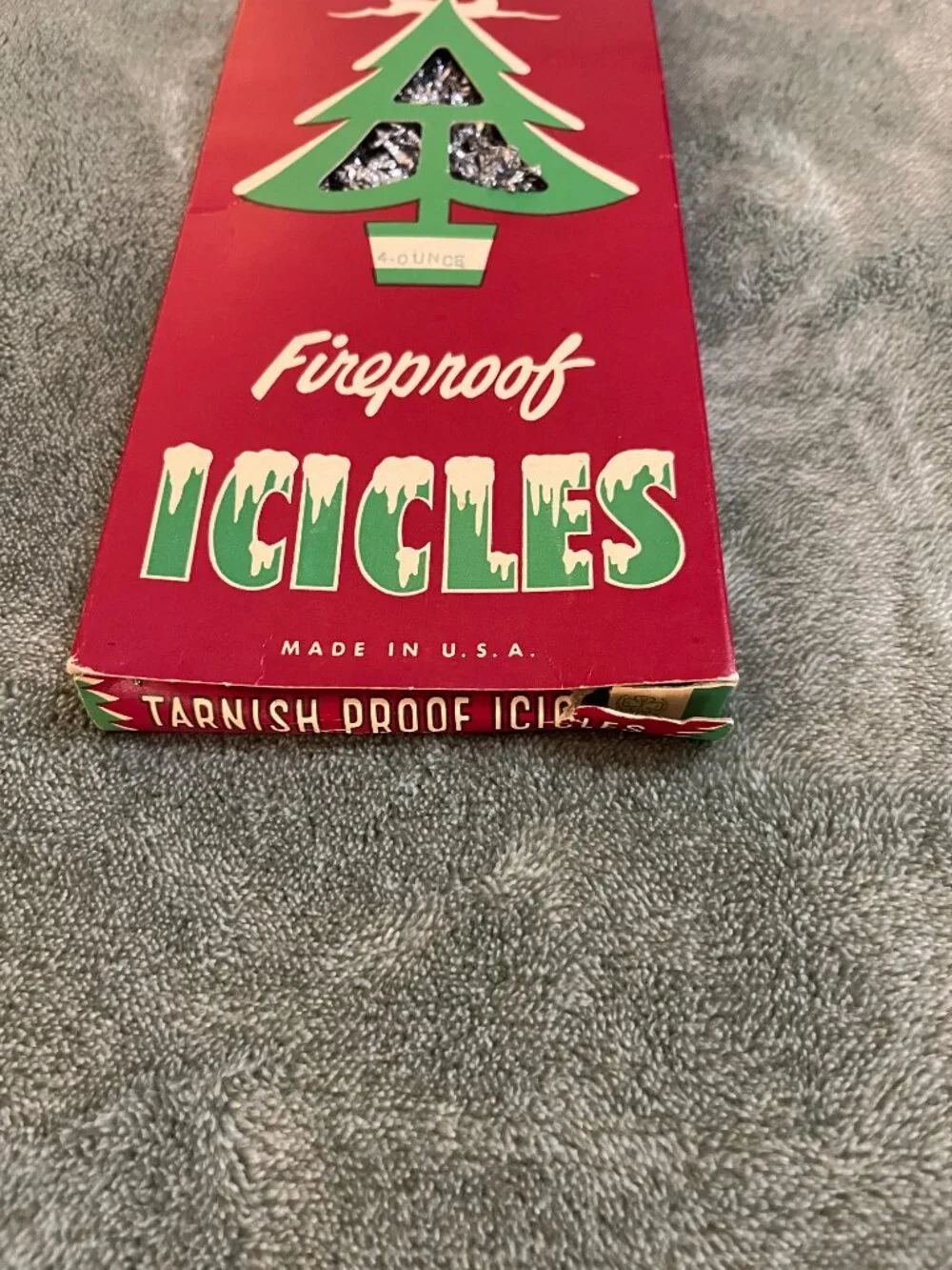 Vintage Christmas Tinsel Rain Fireproof Icicles 4 oz Silver USA Unused Box Retro